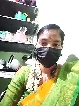 Snapshot of anusiya01 chatting on March 5, 4:35 pm anusiya01 online show from March 5, 4:35 pm