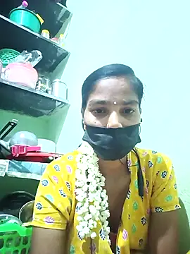 Snapshot of anusiya01 chatting on March 6, 2:51 pm anusiya01 online show from March 6, 2:51 pm