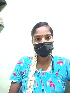 Snapshot of anusiya01 chatting on March 17, 1:39 pm anusiya01 online show from March 17, 1:39 pm