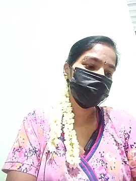 Snapshot of anusiya01 chatting on March 21, 2:07 pm anusiya01 online show from March 21, 2:07 pm