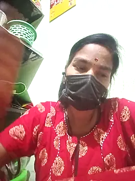 Snapshot of anusiya01 chatting on September 15, 5:35 pm anusiya01 online show from September 15, 5:35 pm