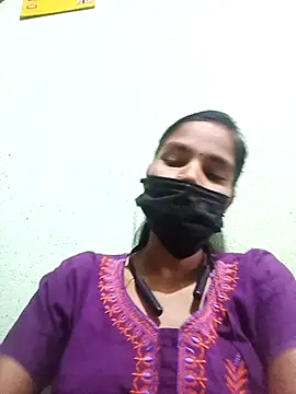 Snapshot of anusiya01 chatting on September 20, 11:44 am anusiya01 online show from September 20, 11:44 am