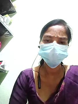 Snapshot of anusiya01 chatting on October 6, 5:54 pm anusiya01 online show from October 6, 5:54 pm