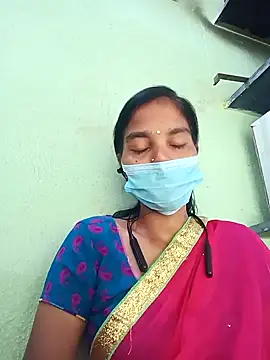 Snapshot of anusiya01 chatting on October 12, 2:21 am anusiya01 online show from October 12, 2:21 am