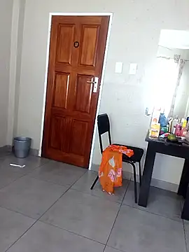 Snapshot of cattallinna98 chatting on December 2, 5:37 am cattallinna98 online show from December 2, 5:37 am