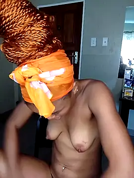 Snapshot of cattallinna98 chatting on December 5, 9:50 am cattallinna98 online show from December 5, 9:50 am