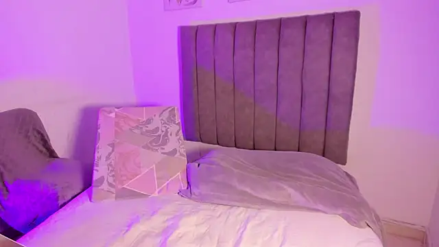 sarah  bigboobs online show from February 15, 9:41 am