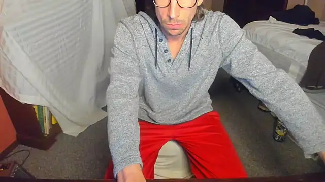 Snapshot of JamesCarvy chatting on December 6, 1:51 am JamesCarvy online show from December 6, 1:51 am