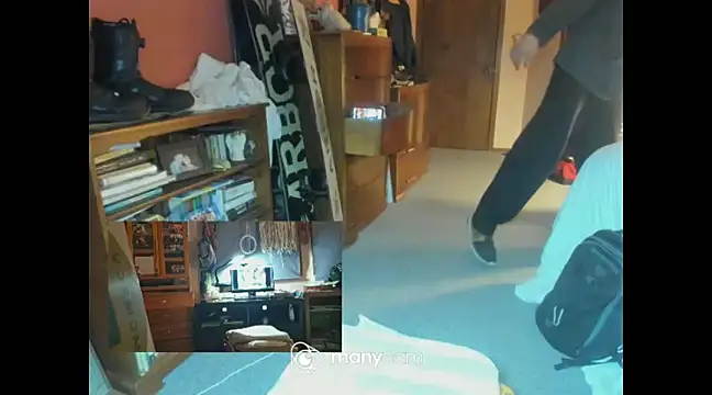 Snapshot of JamesCarvy chatting on January 5, 1:03 am JamesCarvy online show from January 5, 1:03 am