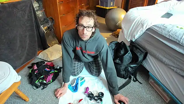 Snapshot of JamesCarvy chatting on January 22, 3:18 pm JamesCarvy online show from January 22, 3:18 pm