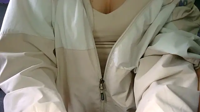 Snapshot of Sexyhottpunani chatting on July 27, 2:57 pm Sexyhottpunani online show from July 27, 2:57 pm