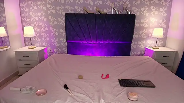 BritneySweet  online show from May 28, 7:44 pm