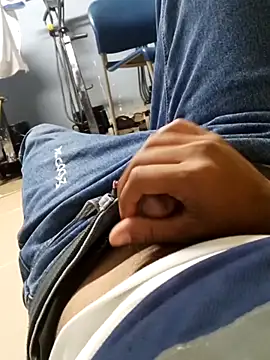 mateoliamcorea online show from April 7, 10:48 am