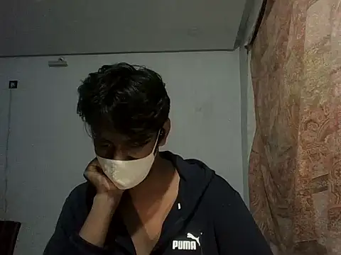 brownguy1234 online show from January 25, 7:39 pm