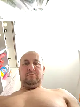 intx800 online show from April 1, 7:22 pm