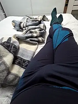 axecoman60 online show from December 21, 7:54 pm