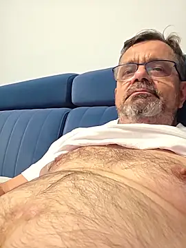 axecoman60 online show from June 6, 6:34 pm