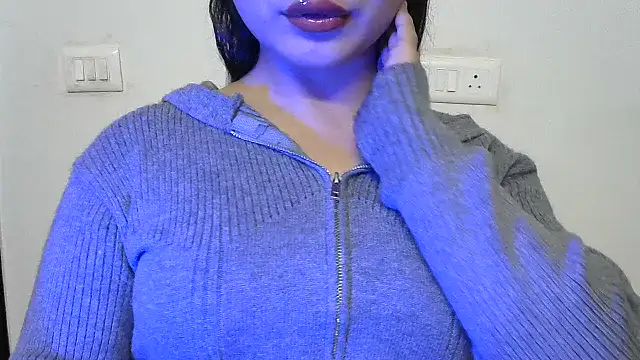 amrita2210 online show from March 17, 9:07 pm