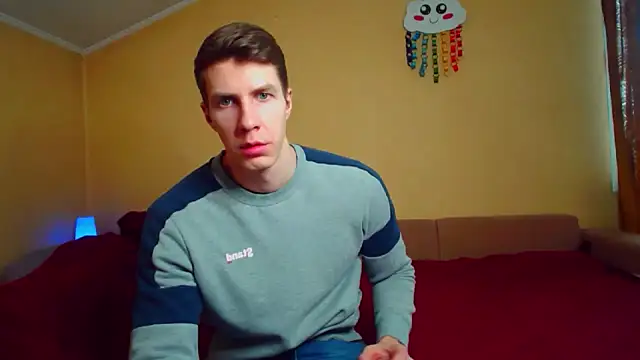 Chris Brien online show from April 9, 3:39 am