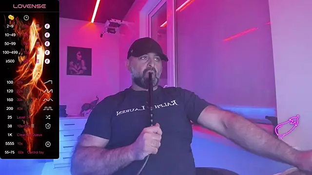 Snapshot of MAGABEAR077 chatting on July 14, 4:56 pm MAGABEAR077 online show from July 14, 4:56 pm