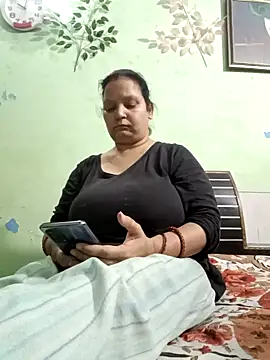 Kavya kapoor online show from February 26, 4:24 pm