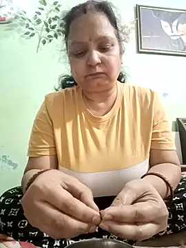 Kavya kapoor online show from March 20, 8:31 am