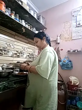 Kavya kapoor online show from October 9, 2:42 am