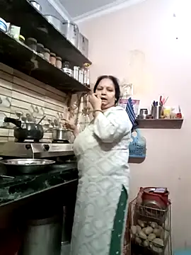 Kavya kapoor online show from February 17, 3:25 am