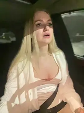 Devill Angel  online show from January 12, 5:33 pm