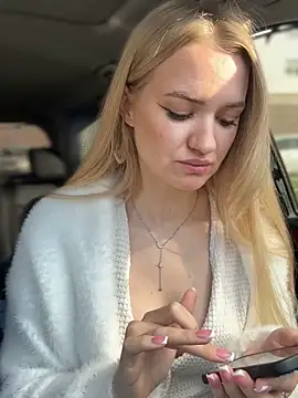 Devill Angel  online show from October 18, 10:16 am