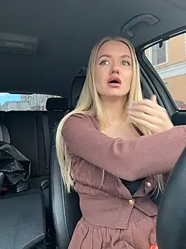 Devill Angel  online show from April 1, 10:49 am