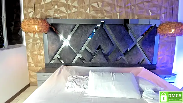 Rose Evans   online show from November 11, 4:23 am