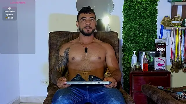 ERIC HARRISON online show from March 5, 1:17 pm