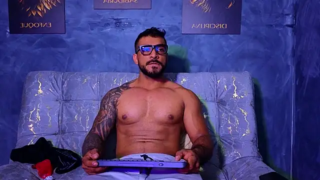 ERIC HARRISON online show from October 4, 1:58 am