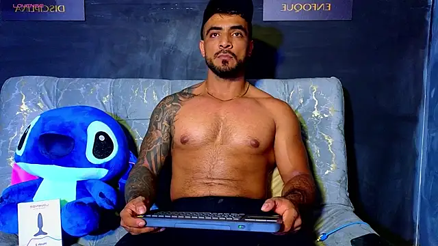 ERIC HARRISON online show from October 21, 1:39 am