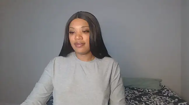 Snapshot of thekelliecapri chatting on January 11, 6:03 am thekelliecapri online show from January 11, 6:03 am