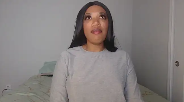 Snapshot of thekelliecapri chatting on January 21, 7:15 am thekelliecapri online show from January 21, 7:15 am