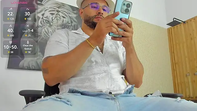 Luke  09 online show from September 10, 11:10 am