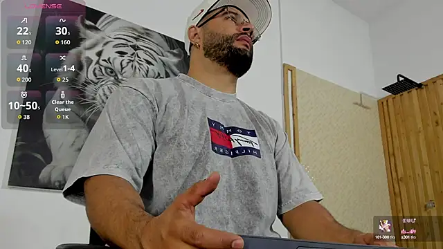 Luke  09 online show from September 11, 11:43 am