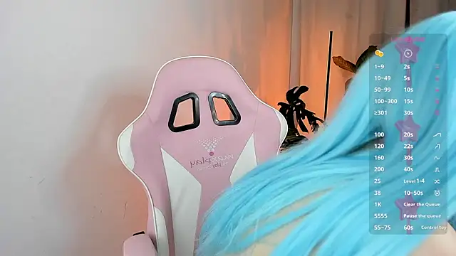 Kendall Bunnyy online show from April 8, 8:09 pm