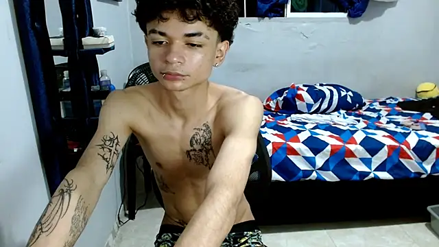 Snapshot of Lovebeng_ chatting on February 11, 6:30 am Lovebeng online show from February 11, 6:30 am