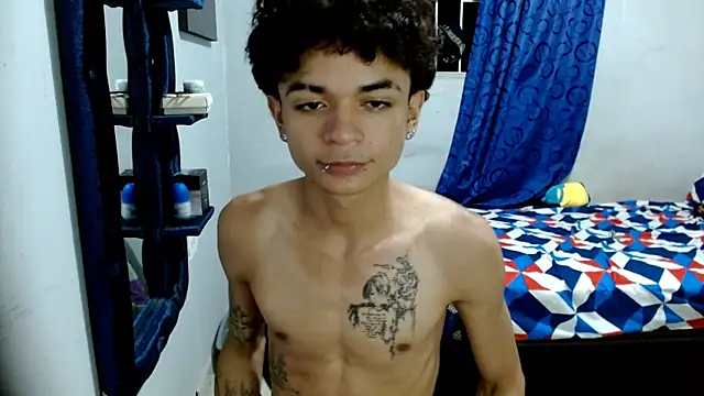 Snapshot of Lovebeng_ chatting on February 27, 3:04 am Lovebeng online show from February 27, 3:04 am