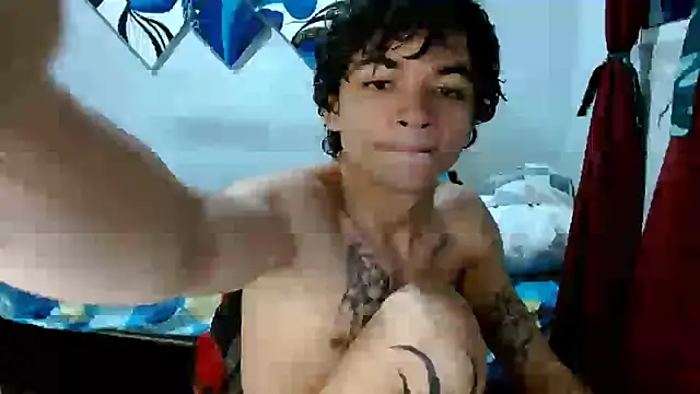 Snapshot of Lovebeng_ chatting on October 8, 12:52 am Lovebeng online show from October 8, 12:52 am