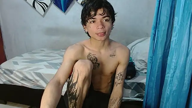 Snapshot of Lovebeng_ chatting on January 18, 10:57 pm Lovebeng online show from January 18, 10:57 pm