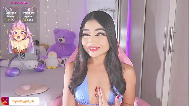 urfavprettygirl online show from October 11, 8:02 am