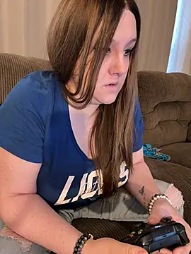 Snapshot of PuckBunny17 chatting on May 23, 11:20 pm PuckBunny17 online show from May 23, 11:20 pm