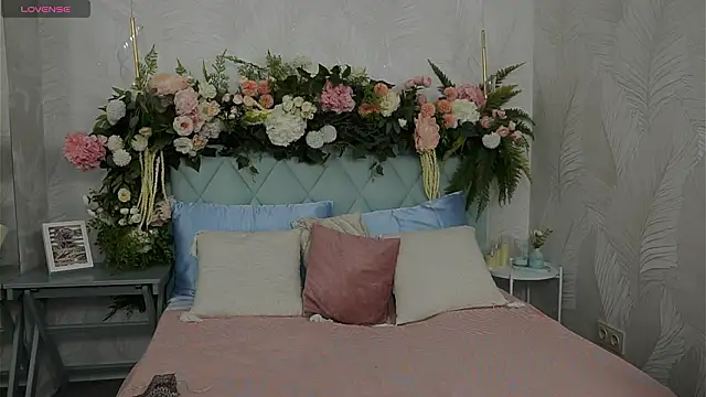 AliceBrayan online show from February 27, 5:02 pm