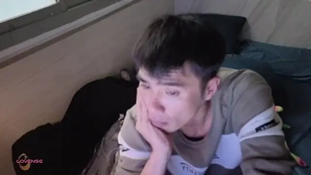 Snapshot of Big19Asia chatting on November 29, 10:46 pm Big19Asia online show from November 29, 10:46 pm