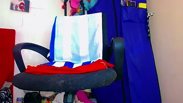 nicol gill  online show from February 7, 12:50 pm