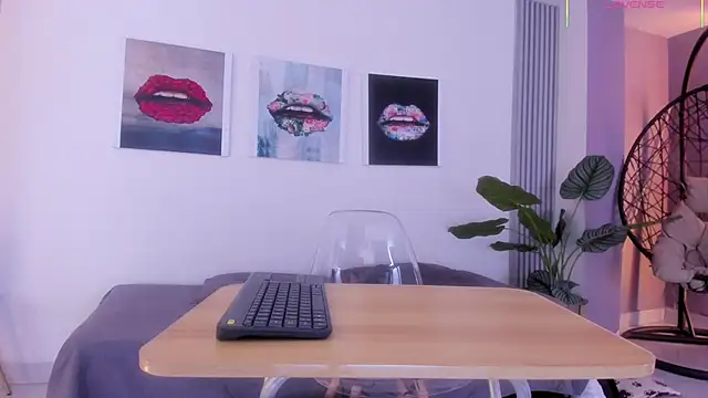 Angela donnato online show from December 23, 3:37 am